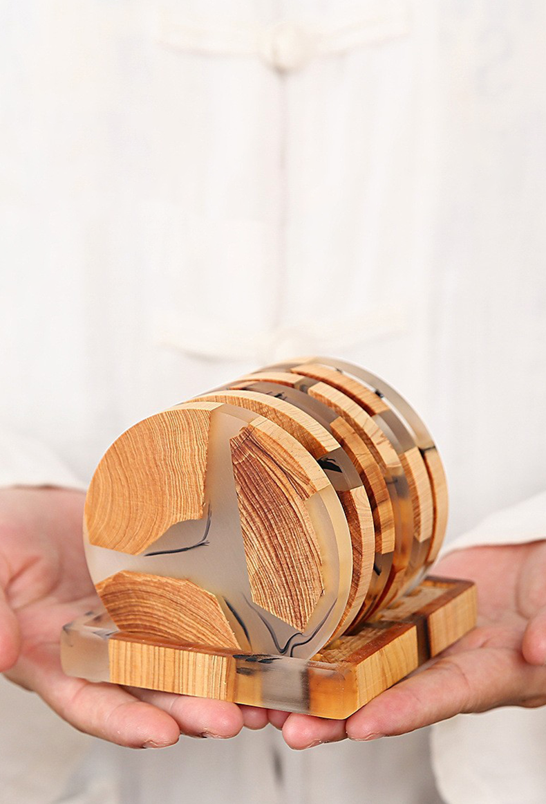 Biodegradable Pine Wood Resin Coasters with Ink Texture – 8cm