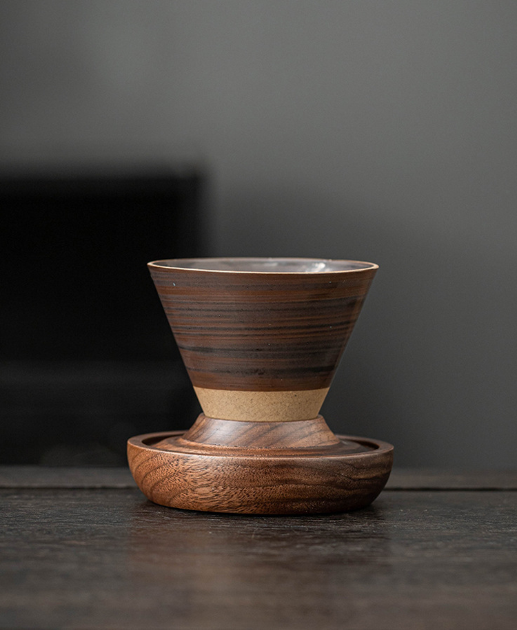 Handmade Cone Ceramic Mug with Wooden Saucer – Retro Stoneware Cup for