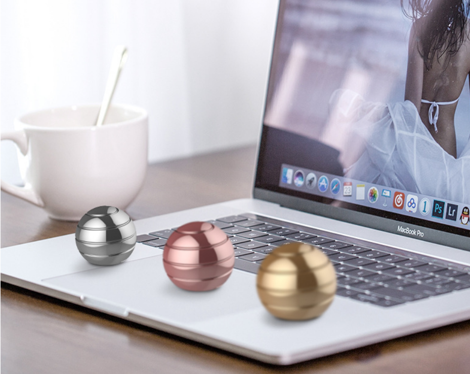 Decompression Gyroscope Desktop Toy 45mm Rose gold