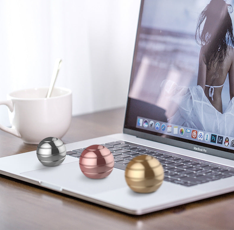 Novelty Decompression Gyroscope Toy Rose Gold